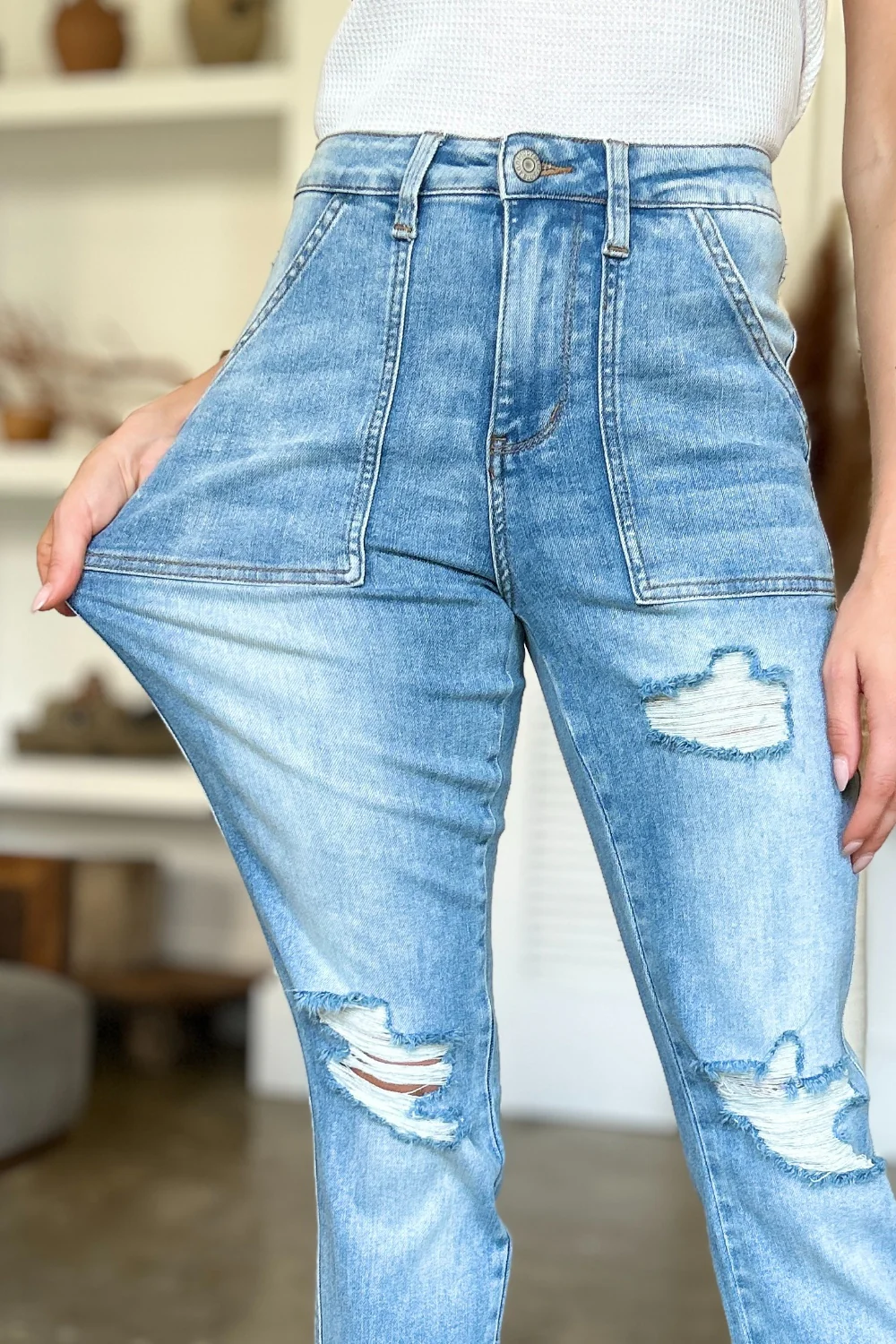 Judy Blue Full Size Distressed Straight Jeans with Patch Pockets - Lositime